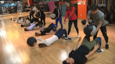 시선강탈 레전드.gif | 인스티즈