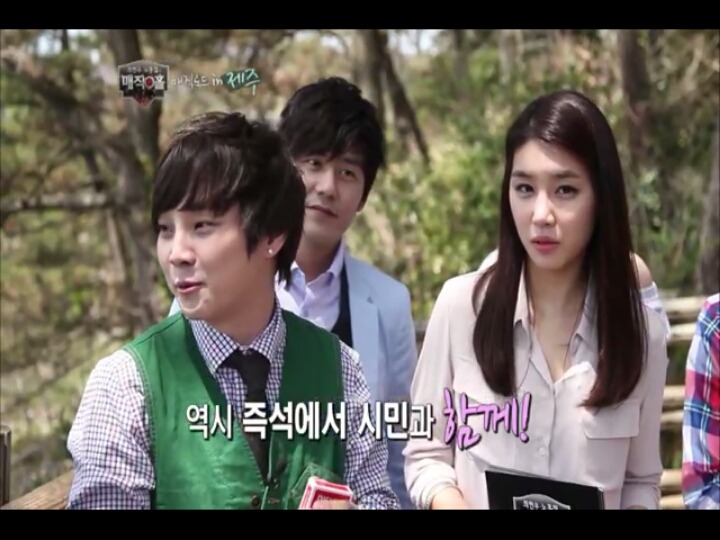 제주도 시민들에게 즉석마술보인 최현우 | 인스티즈