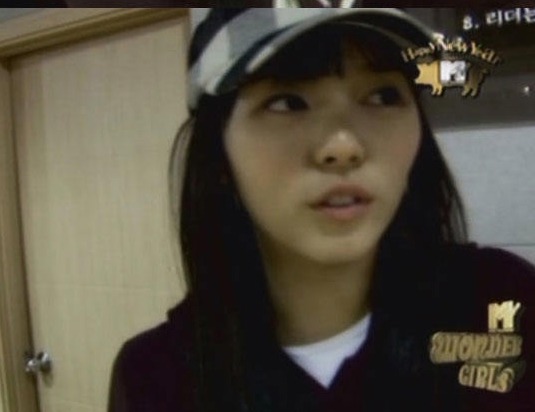 머리털나고 처음으로 덕질했던 여자아이돌 멤버 | 인스티즈