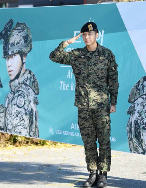 체감상 제일 빨리 전역한 사람 | 인스티즈