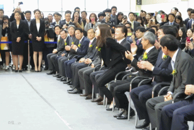 취업박람회 김연아.gif | 인스티즈