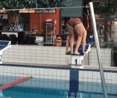 뒤로가는 수영법 | 인스티즈