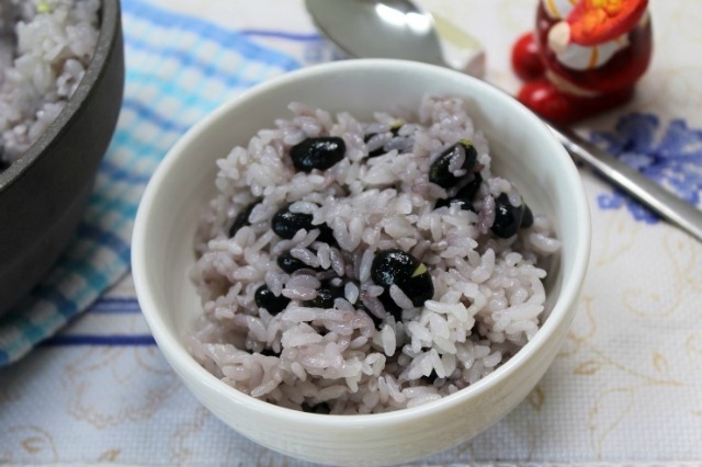 [밥] 솔직히 아이들 뿐 아니라 싫어하는 어른들도 많은 검은콩밥 | 인스티즈