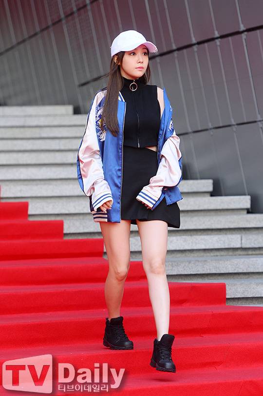 오늘자 민아 | 인스티즈