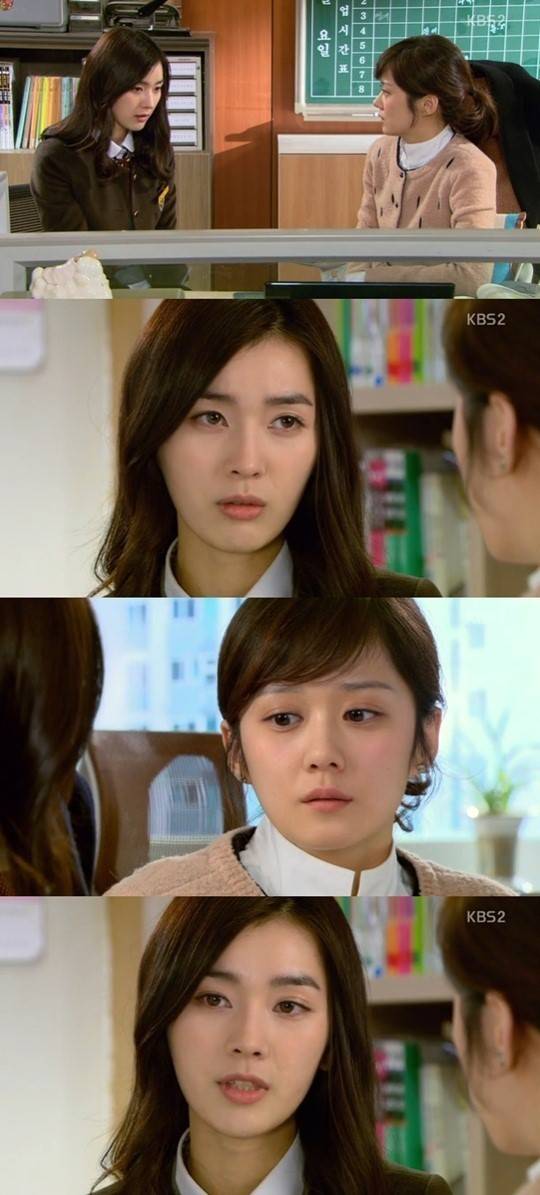 여고생을 훈계하는 선생님 | 인스티즈