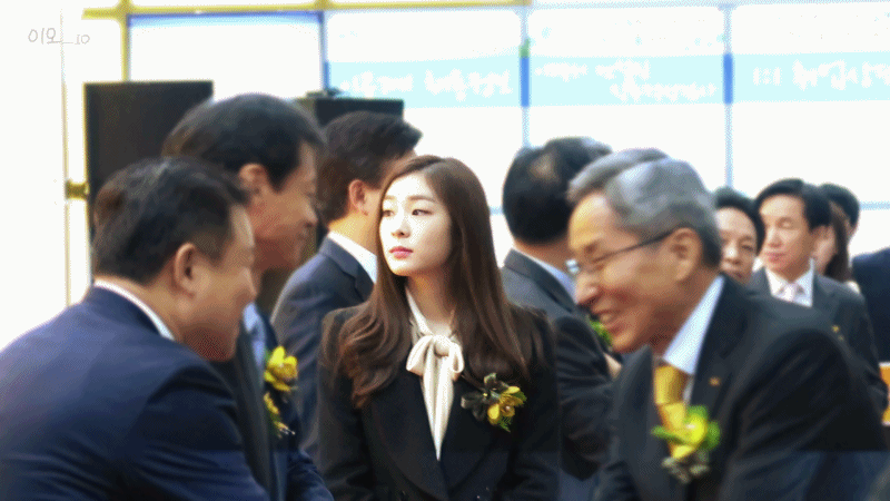 취업박람회 김연아.gif | 인스티즈