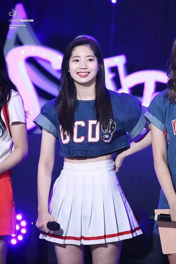 트와이스 두부 꾹꾹이 아기맹수 | 인스티즈