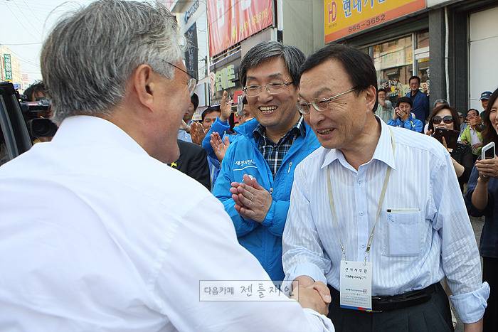 30년만에 한번 정도 웃는다는 분 | 인스티즈