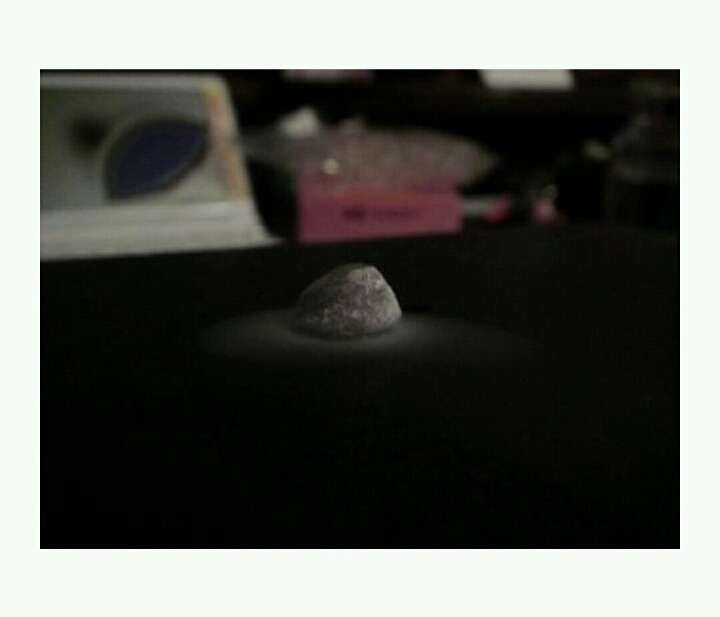 누가 이상한 돌을 줬는데...(1) | 인스티즈