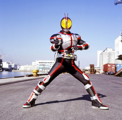 50억 받고 이옷만 입고 살기 vs 그냥 살기 .jpg | 인스티즈