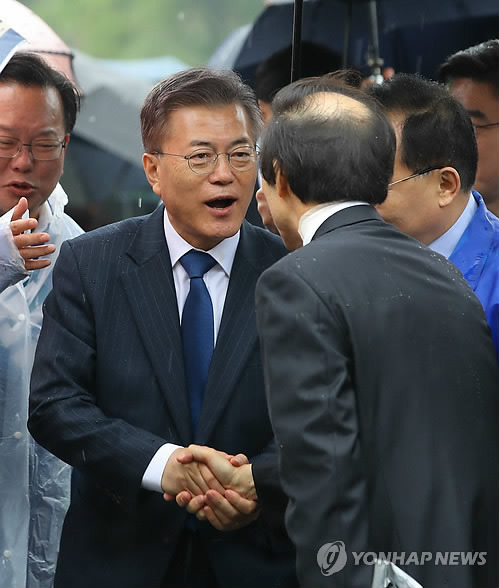 문재인 오전 대구 선거운동시작.JPG | 인스티즈