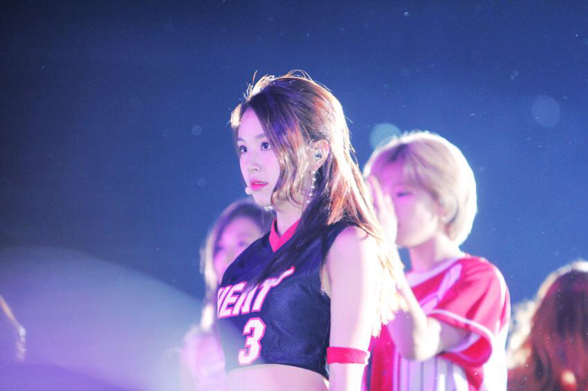 아가맹수🐯 채영이 170417 인천공항 입국 | 인스티즈