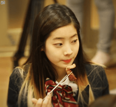 삼결살 먹는 트와이스 | 인스티즈