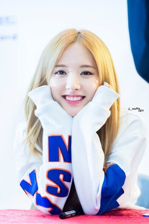 우주소녀 보나.jpg.gif | 인스티즈