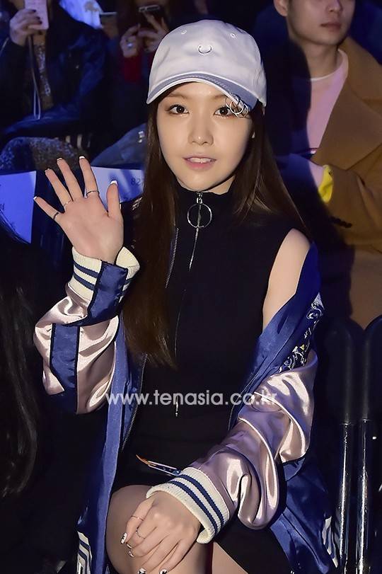 오늘자 민아 | 인스티즈