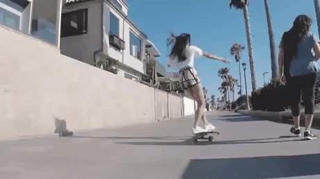 보드 타는 처자.gif | 인스티즈