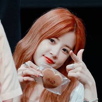 크리스마스 이브에는 갓초롱 | 인스티즈