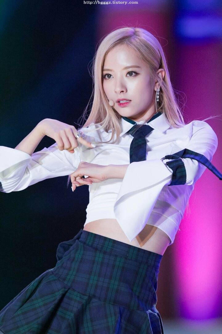 우주소녀 보나.jpg.gif | 인스티즈