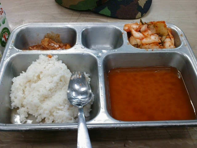 밥 잘나오는곳에서 일하기 vs 별로인곳에서 일하기 | 인스티즈