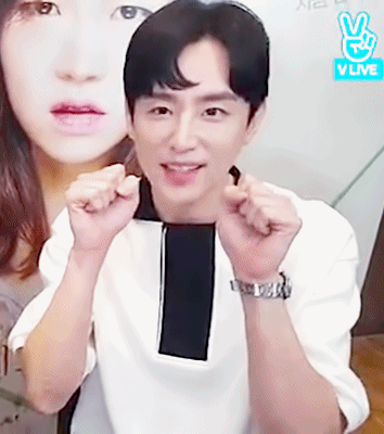 샤샤샤를 각자 스타일대로 소화하는 남자 연예인들 (남자는 자고로 애교죠) | 인스티즈