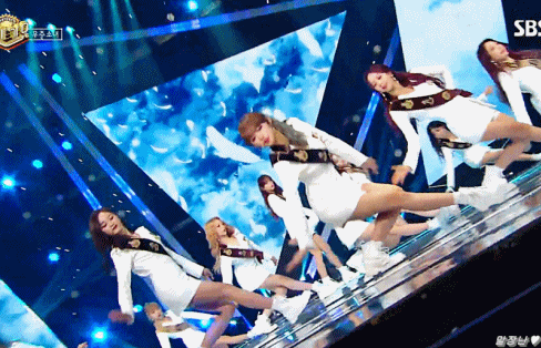 인기가요 우주소녀 성소,보나.gif | 인스티즈