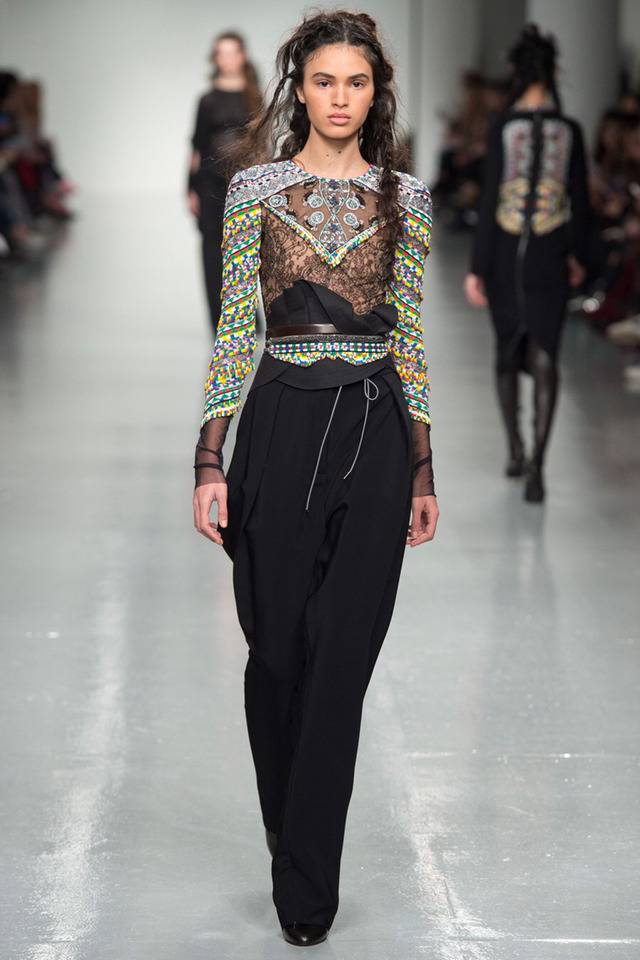 2017 F/W Antonio Berardi 컬렉션 (최소라 오프닝) | 인스티즈