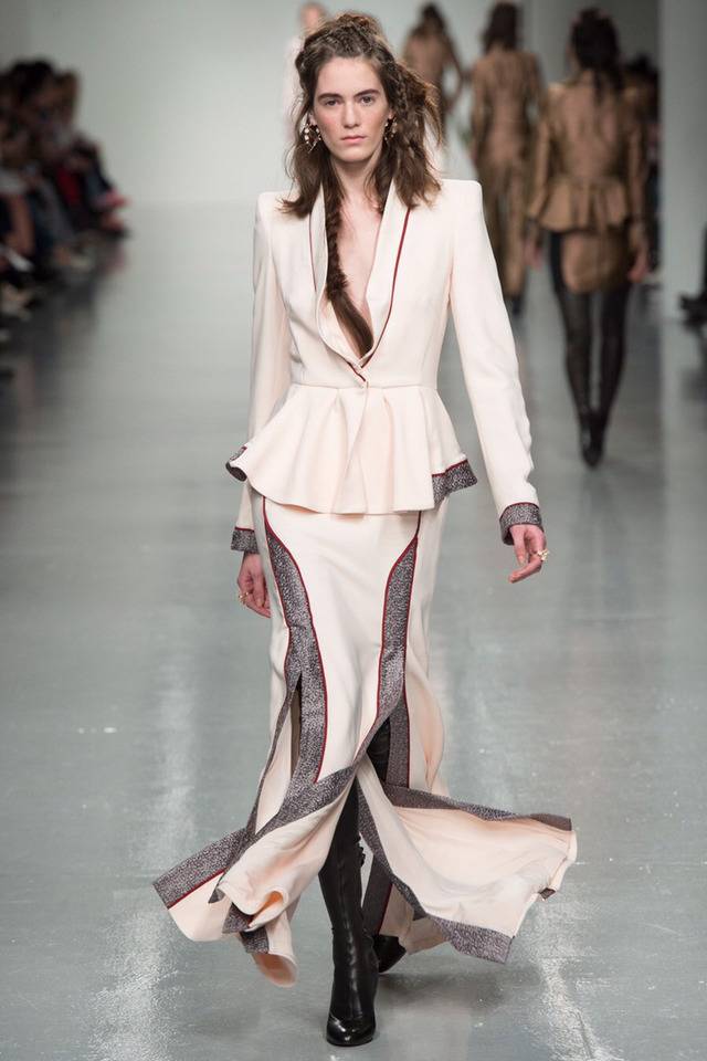 2017 F/W Antonio Berardi 컬렉션 (최소라 오프닝) | 인스티즈