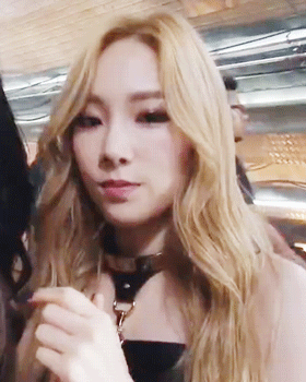 이럴때 여자가 너무 이쁘다.gif | 인스티즈