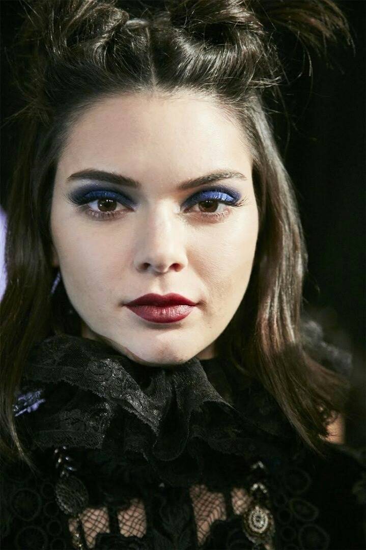 외국 잡지에서 패션위크를 통해 예측한 2017 가을&겨울 메이크업 트렌트 | 인스티즈