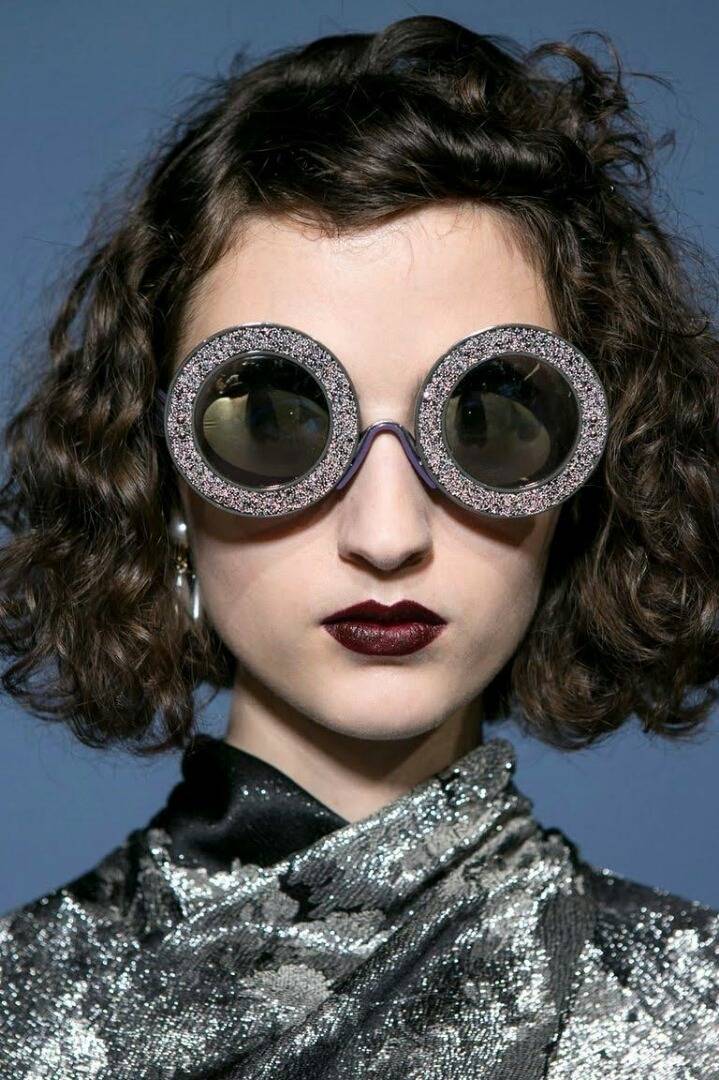 외국 잡지에서 패션위크를 통해 예측한 2017 가을&겨울 메이크업 트렌트 | 인스티즈