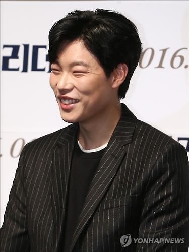 진지빨고 자신이 준열이보다 잘생겼다 생각하사람 | 인스티즈