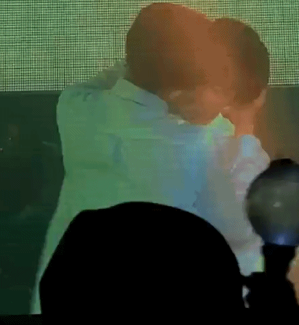 가사에 굉장히 충실한 아이돌 노래 안무들.gif | 인스티즈