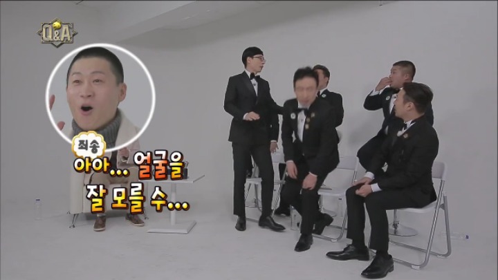 질문에 누군지 기억이 안나 안절부절 못하는 진선규 배우 | 인스티즈