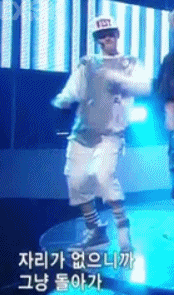 가사에 굉장히 충실한 아이돌 노래 안무들.gif | 인스티즈