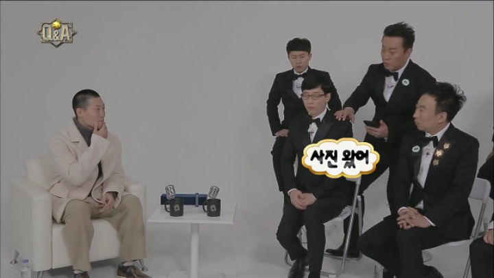 질문에 누군지 기억이 안나 안절부절 못하는 진선규 배우 | 인스티즈