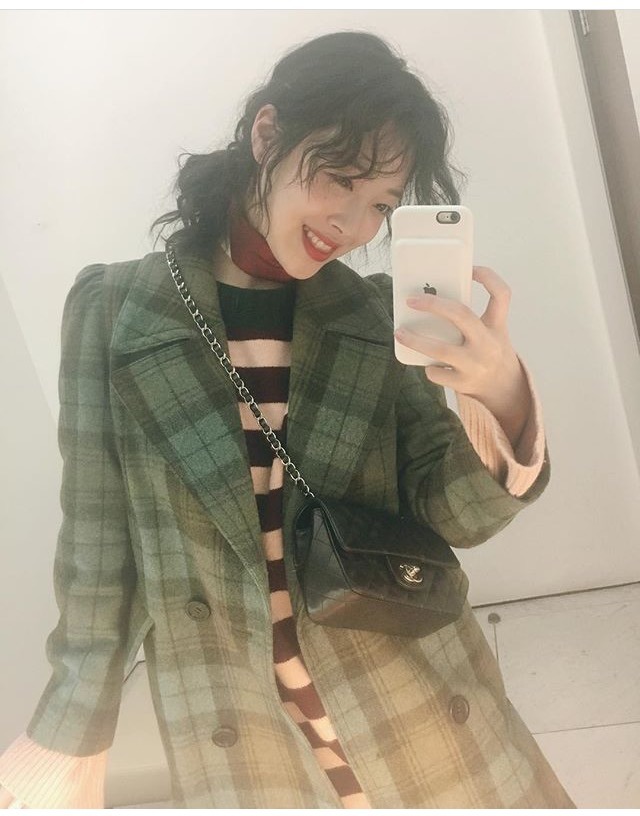 오늘자 설리 | 인스티즈