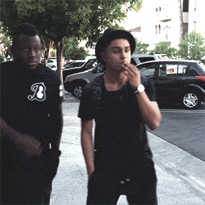 길거리 흡연자 옆에 지나갈때 | 인스티즈