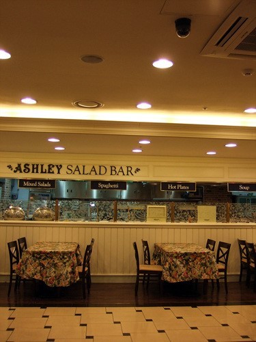 의외로 혼밥하기 쉬운 곳 | 인스티즈