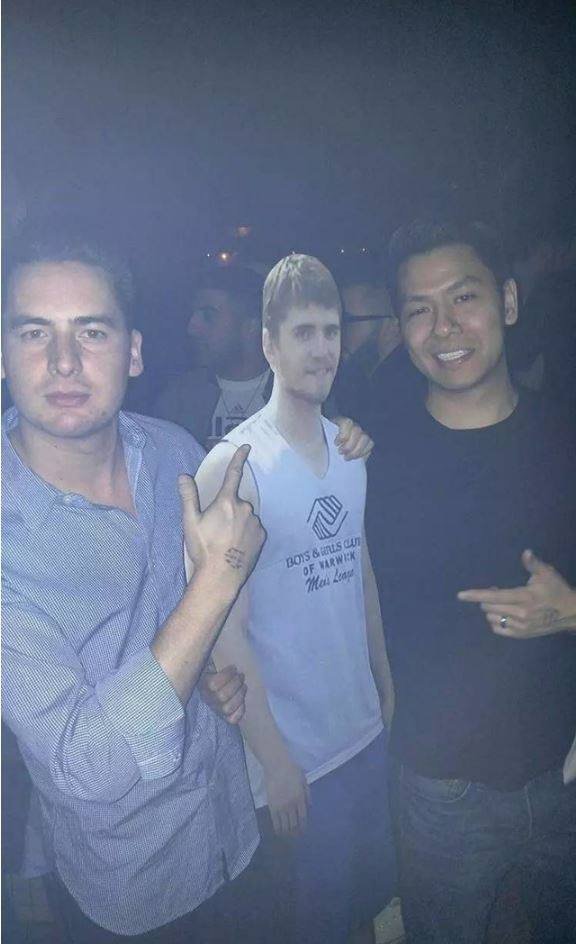 단체 여행에 못간 친구.jpg | 인스티즈