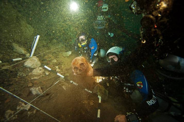 블루홀 끝까지 탐사하기!!! .jpg | 인스티즈