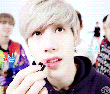 남돌에게 여자형제가 있는지 확인하는 방법.gif | 인스티즈