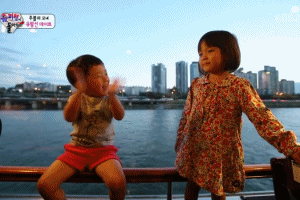 [슈퍼맨이돌아왔다] 모든 사람들에게 매너 좋은 유토 | 인스티즈