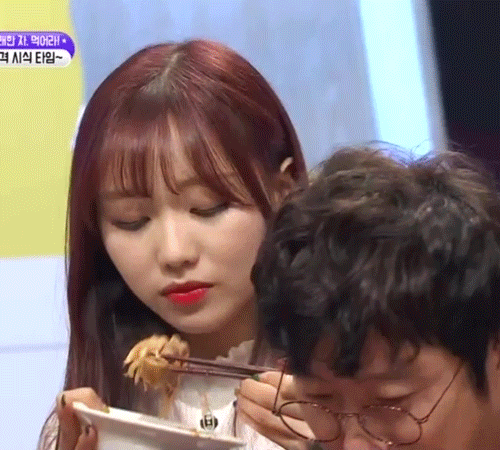 러블리즈의 식신.gif | 인스티즈