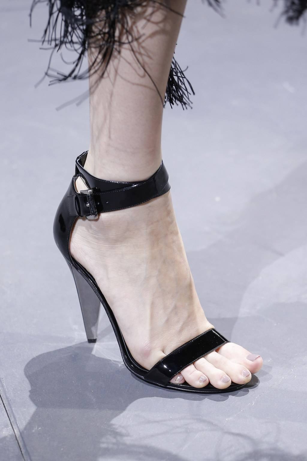 마이클 코어스 2017.18 가을/겨울 신상 슈즈 & 백 | 인스티즈