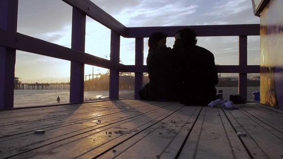 가슴떨리게 들어오고 가슴아프게 나가는 현실적인 사랑 | 인스티즈