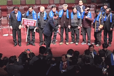 백수챙기는 문재인 | 인스티즈