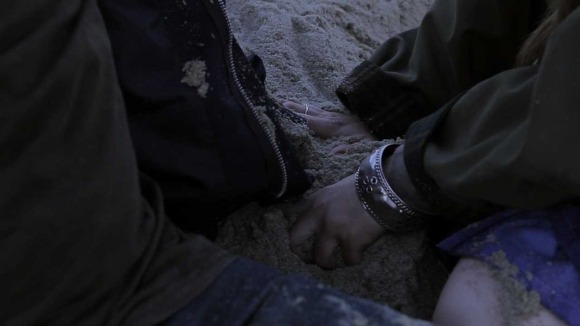 가슴떨리게 들어오고 가슴아프게 나가는 현실적인 사랑 | 인스티즈