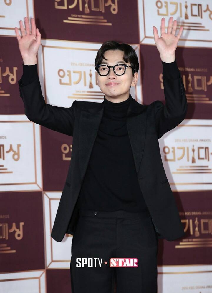 오늘자 이동휘 | 인스티즈