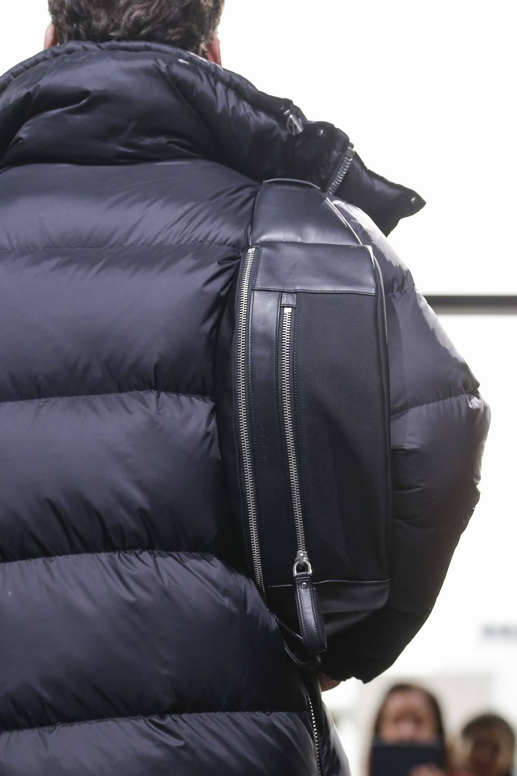 마이클 코어스 2017.18 가을/겨울 신상 슈즈 & 백 | 인스티즈