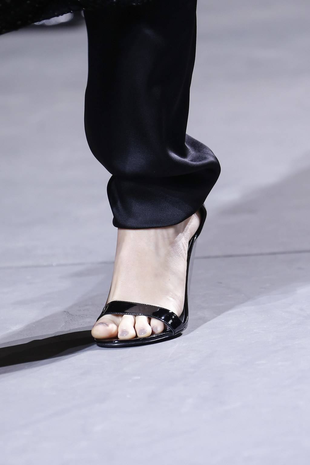 마이클 코어스 2017.18 가을/겨울 신상 슈즈 & 백 | 인스티즈